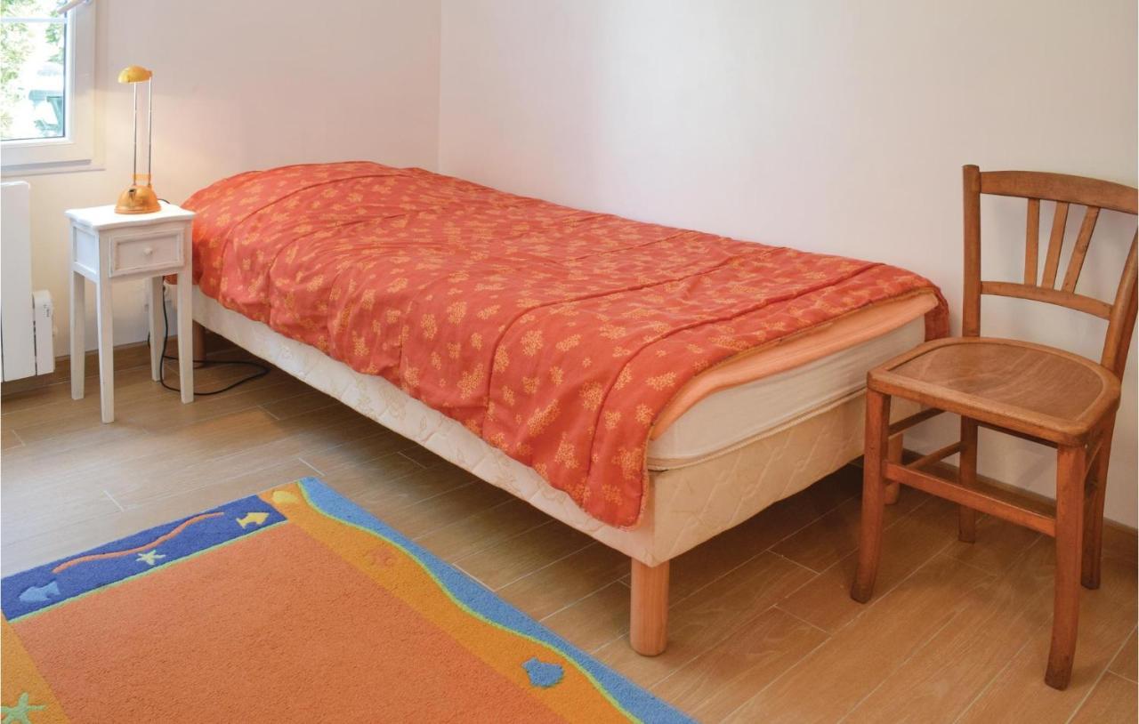 Cozy Home In Lestre With Wifi Quinéville Екстериор снимка